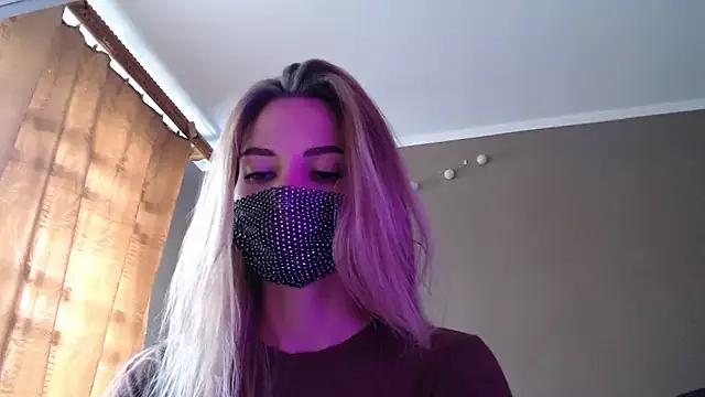 Iris_lave from StripChat