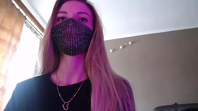 Iris_lave from StripChat