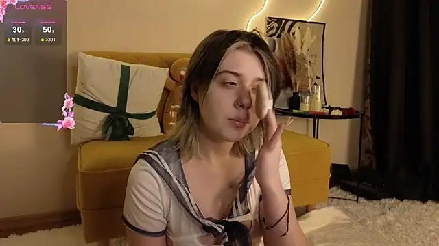 Iris_lolly from StripChat