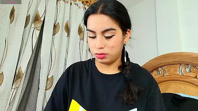 iris_mandarine from StripChat