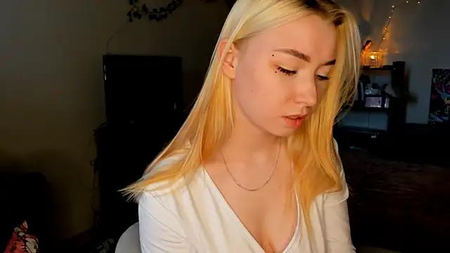 Iris_Meyer1 from StripChat
