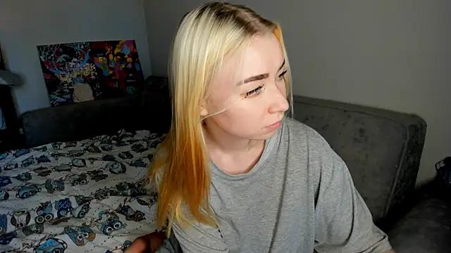 Iris_Meyer1 from StripChat