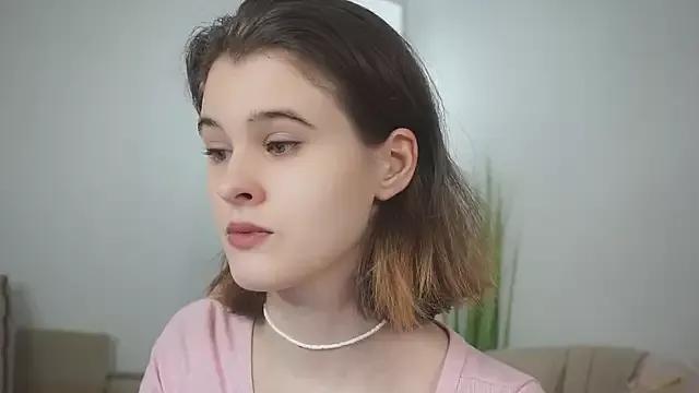 Iris_pure from StripChat