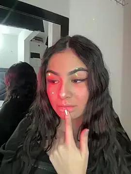 IrisBrowm from StripChat
