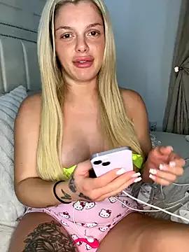 Photos of Irish_BarbieMilfx from StripChat is Freechat