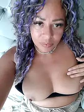 irishcoffee1203 from StripChat