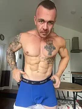 irishdaddyxxl from StripChat