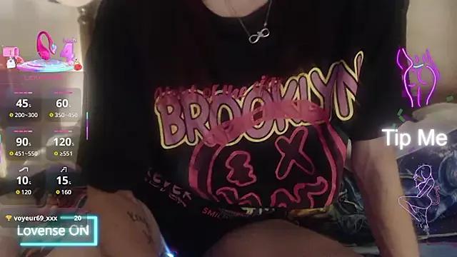 IrishLisaxo from StripChat