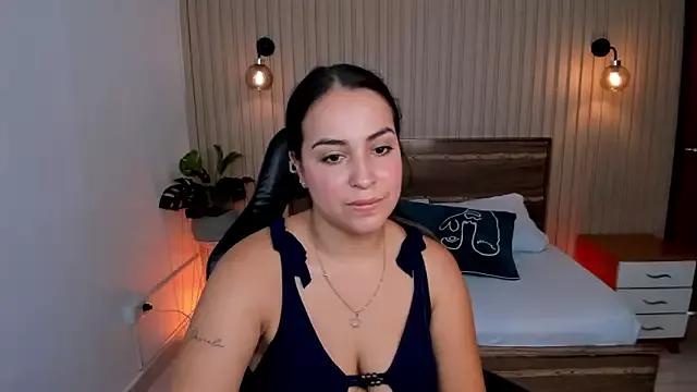 irispinkk from StripChat is Freechat
