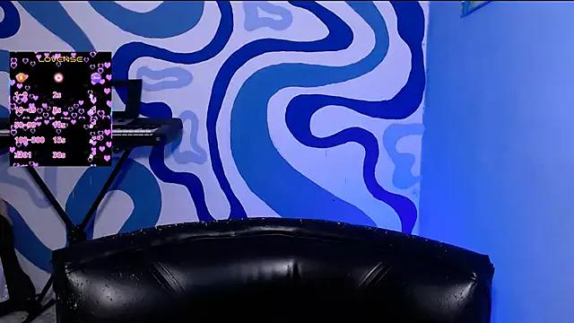 IrisSmil3 from StripChat