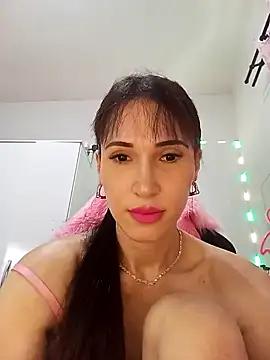 Irresistible24 from StripChat
