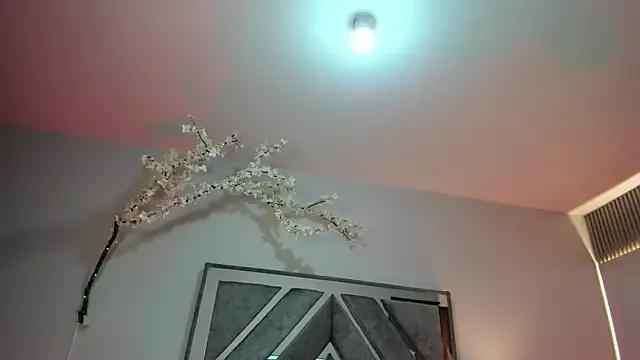 Isa_Rouse__ from StripChat is Freechat