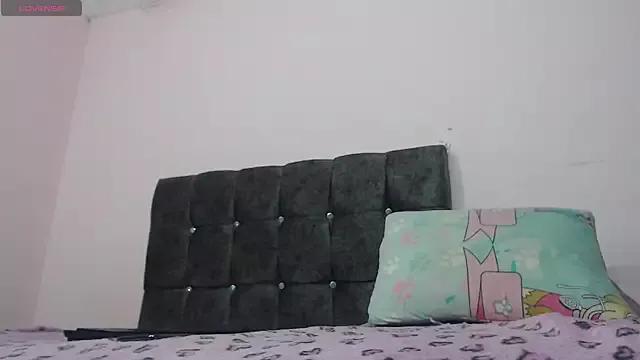isaaclatino from StripChat