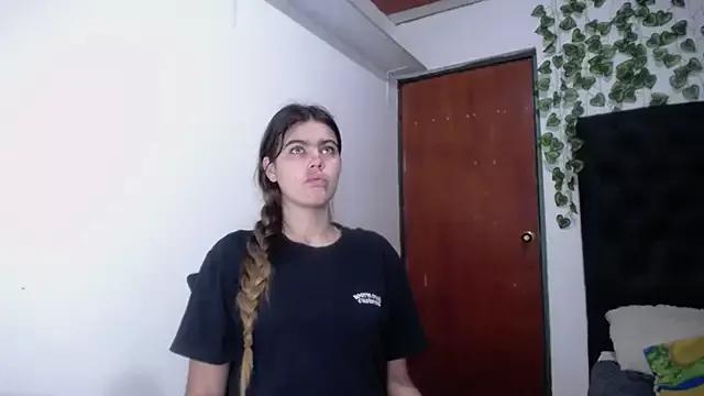 isabel_09 from StripChat is Freechat