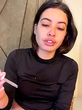 Isabela_Colins from StripChat is Freechat