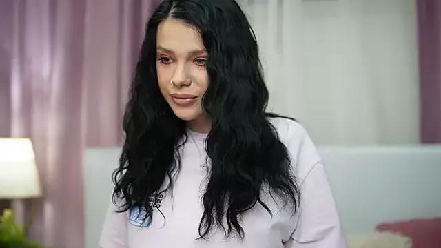 IsabelAmber from StripChat is Freechat