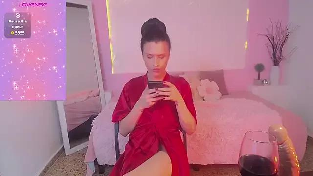 IsabelFernandez from StripChat is Freechat