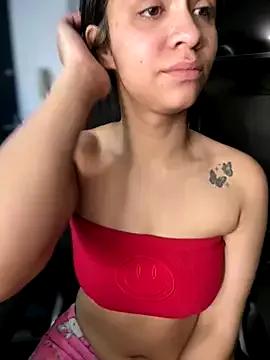 Isabella-Teen from StripChat is Freechat
