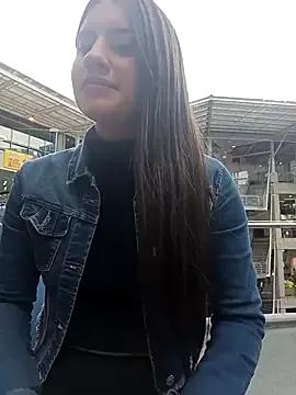 Isabella21_ webcams show profile image 