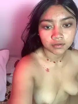 Isabella_Gold from StripChat is Freechat