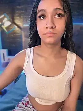 Isabella_LTS webcams show profile image 