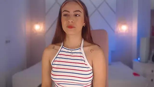 isabellashine from StripChat is Freechat