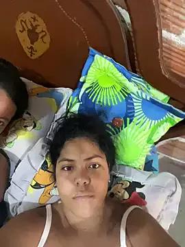 Isis_dolce from StripChat
