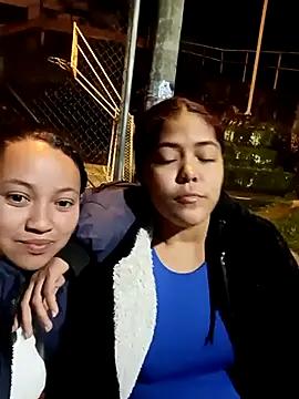 Isis_dolce from StripChat