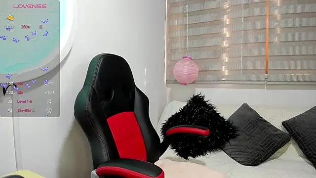 ISIS_VALCHOS from StripChat