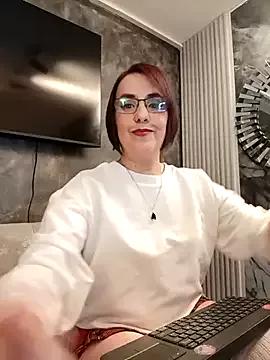 IsisBlake from StripChat