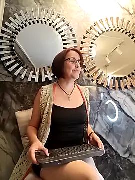IsisBlake from StripChat