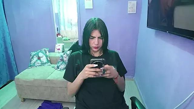 IsisRouse from StripChat