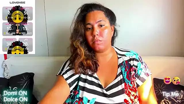 isobel_adams from StripChat is Freechat