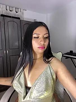 Issa_Santana from StripChat