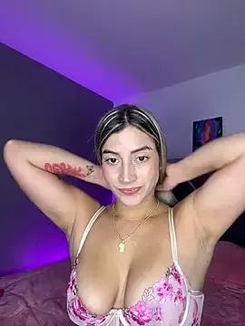 Issabela_G1 from StripChat
