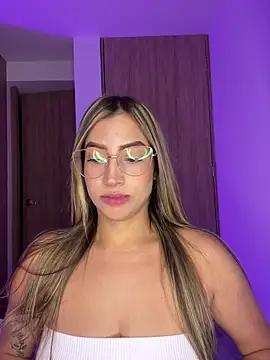 Issabela_G1 from StripChat