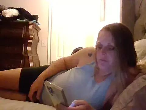 italiacatrell from StripChat is Freechat