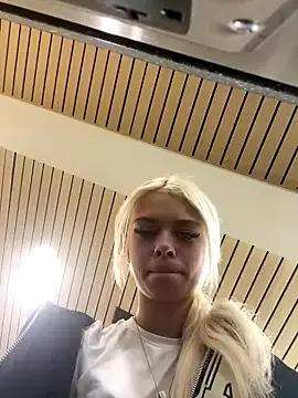 itspinkkk from StripChat is Freechat