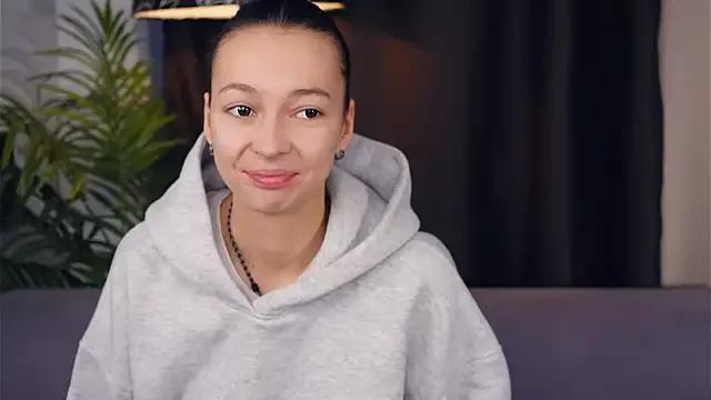 IvetteZermeno from StripChat is Freechat