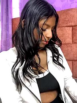 Ivonne_Collins webcams show profile image 