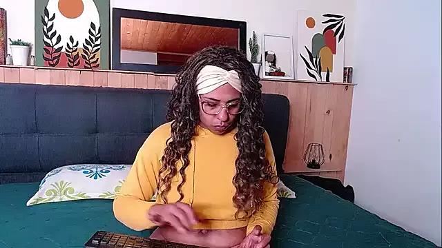 IVONNE_COLLINS33 from StripChat is Freechat
