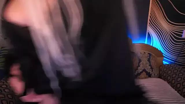 IvyLaurent from StripChat is Freechat