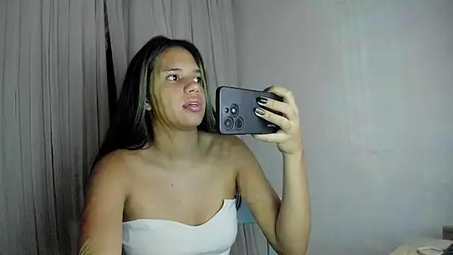 IvyLayla_ from StripChat is Freechat