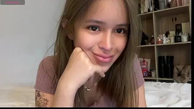 IvyOlivia webcams show profile image 