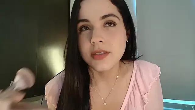 IvyValentine from StripChat