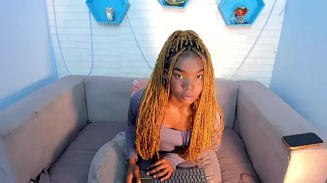 ivyy_bliss from StripChat