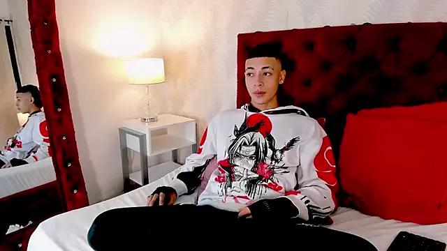 Ixxus from StripChat