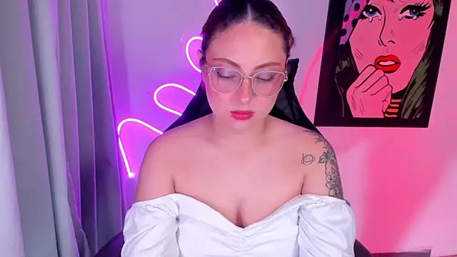 izyzys_baker from StripChat