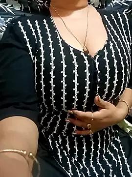 Jaanu_Jaanvi from StripChat