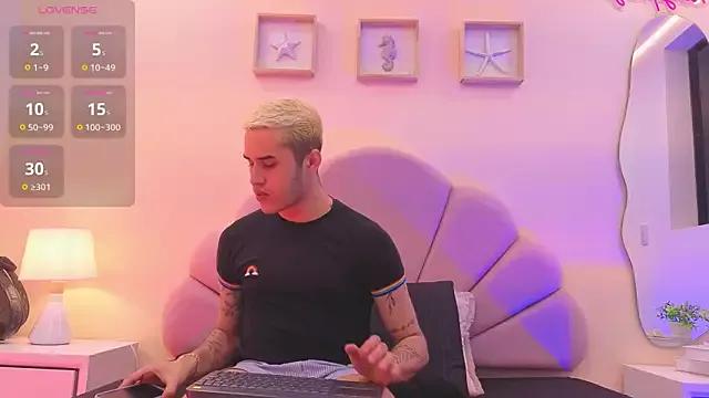Jack-World- from StripChat is Freechat